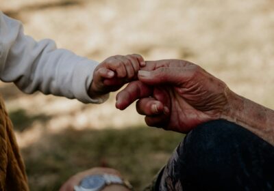 Grandparent Standing in Texas Custody Disputes: Legal Analysis of Recent Houston Court Decision-image